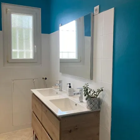 La Boissiere ホームステイ